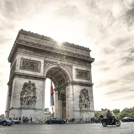 Maison Josephine Stunning Champs-elysees 3 Bedrooms Apartament Paryż