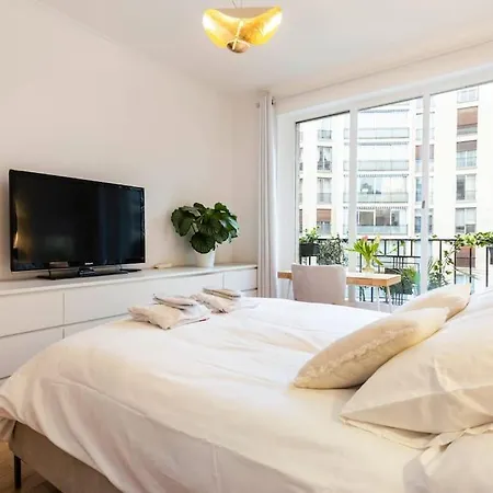 Maison Josephine Stunning Champs-elysees 3 Bedrooms Apartament Paryż