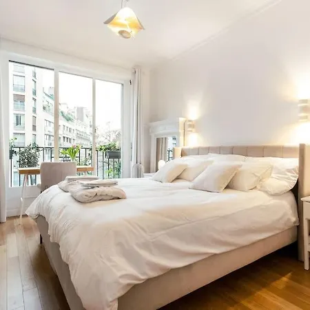 Maison Josephine Stunning Champs-elysees 3 Bedrooms Apartament